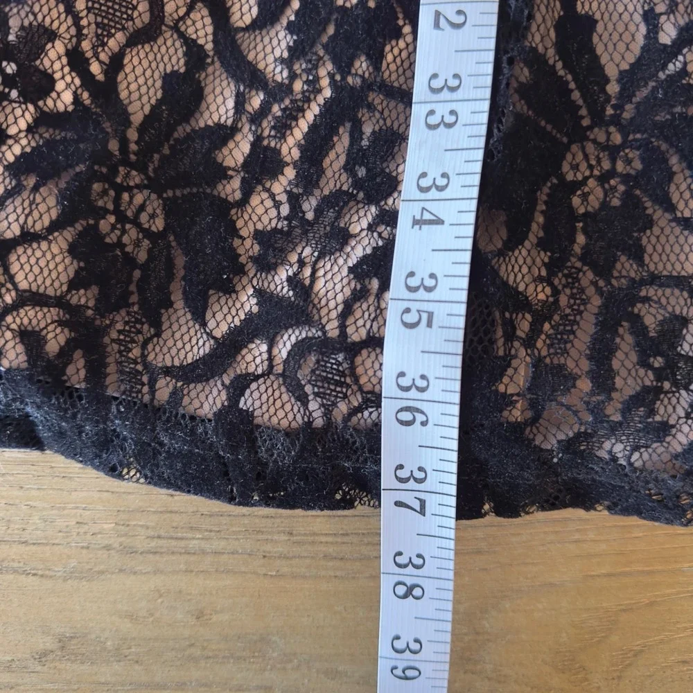 Maggie London Black Lace Fit & Flare‎ Lined Dress-Women's Size 4-Cocktail Dress